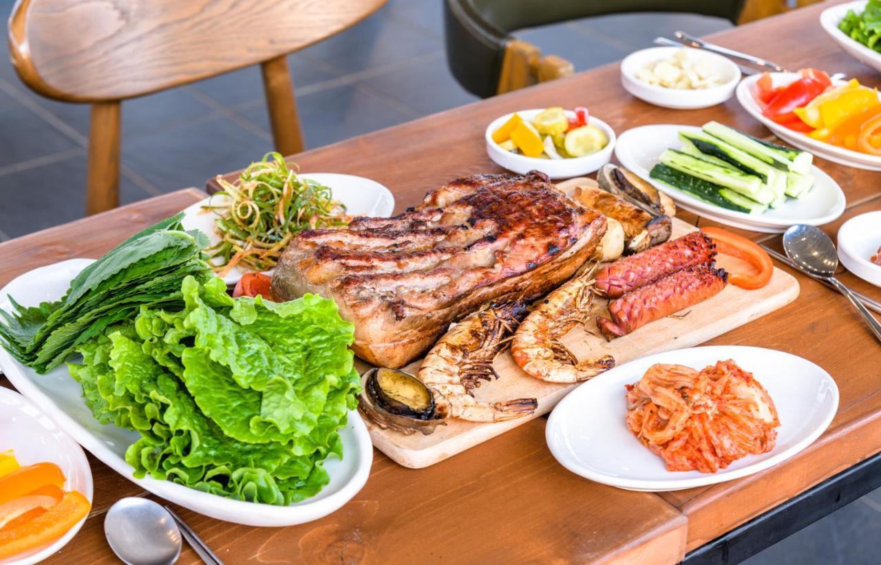 Harry And Sodam Pension Jeju Exterior photo