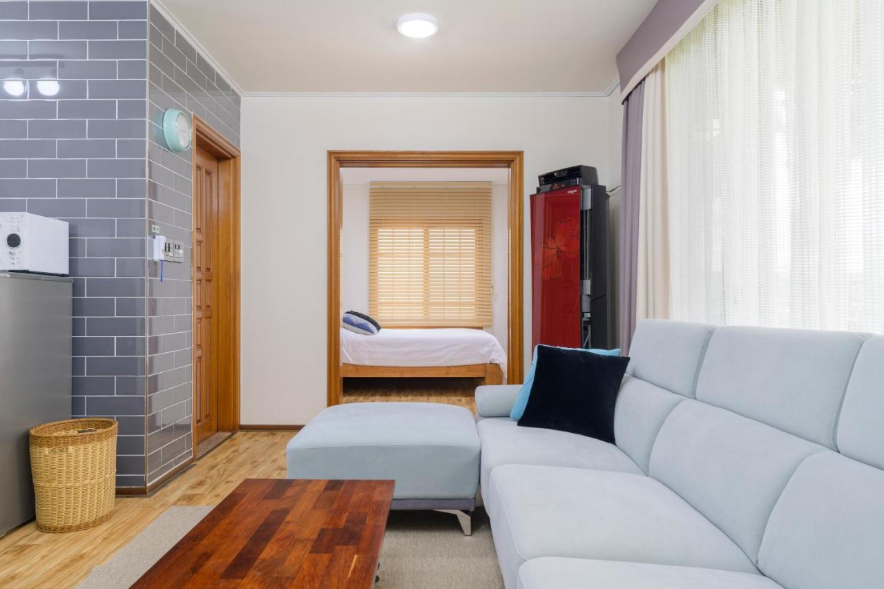 Harry And Sodam Pension Jeju Exterior photo